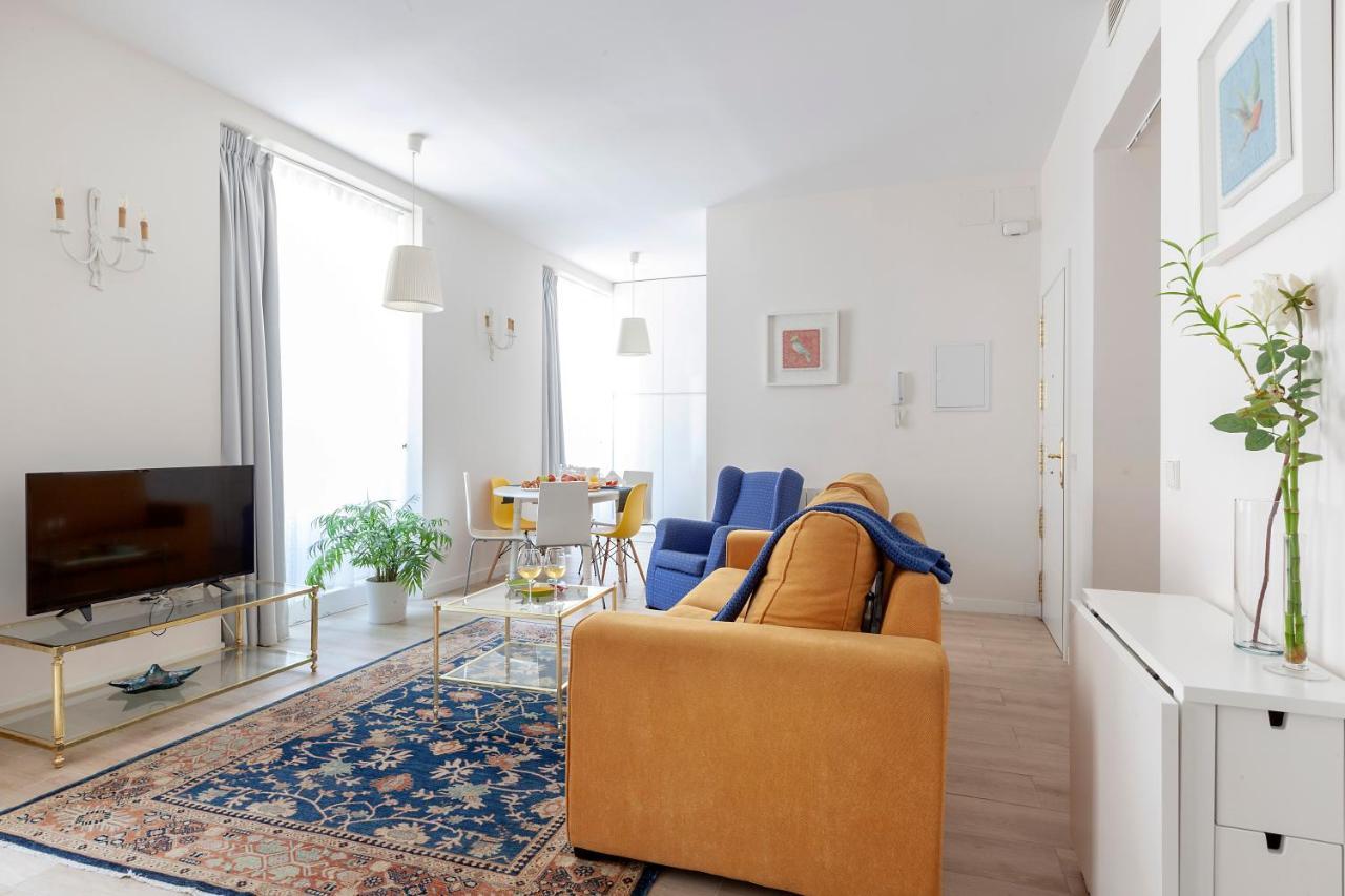 Apartamento Smile Sol Madrid Ngoại thất bức ảnh